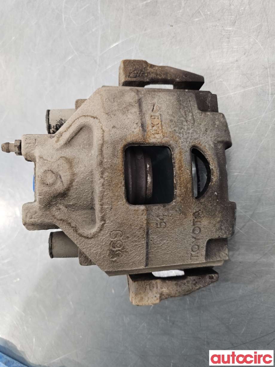 Bremsecaliper venstre foran til Toyota Yaris 2012-2014 (Type III, Fase 1)  (TOYOTA|477500D070)