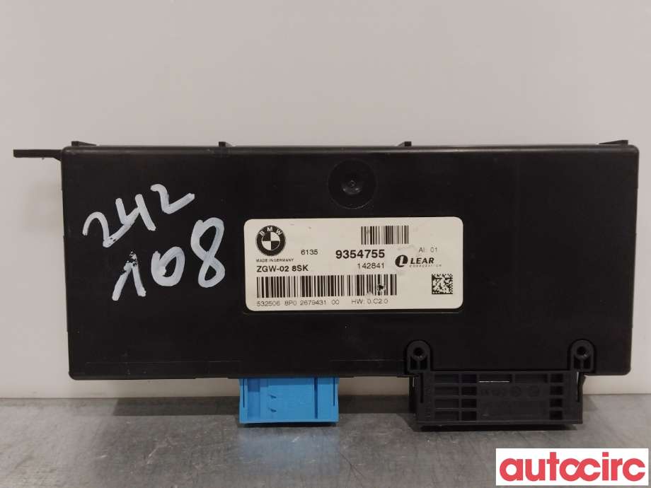 Diverse deler til BMW 5-Serie 2010-2017 (F10/F11) (F10/F11) (BMW|61359393659|61359354755)