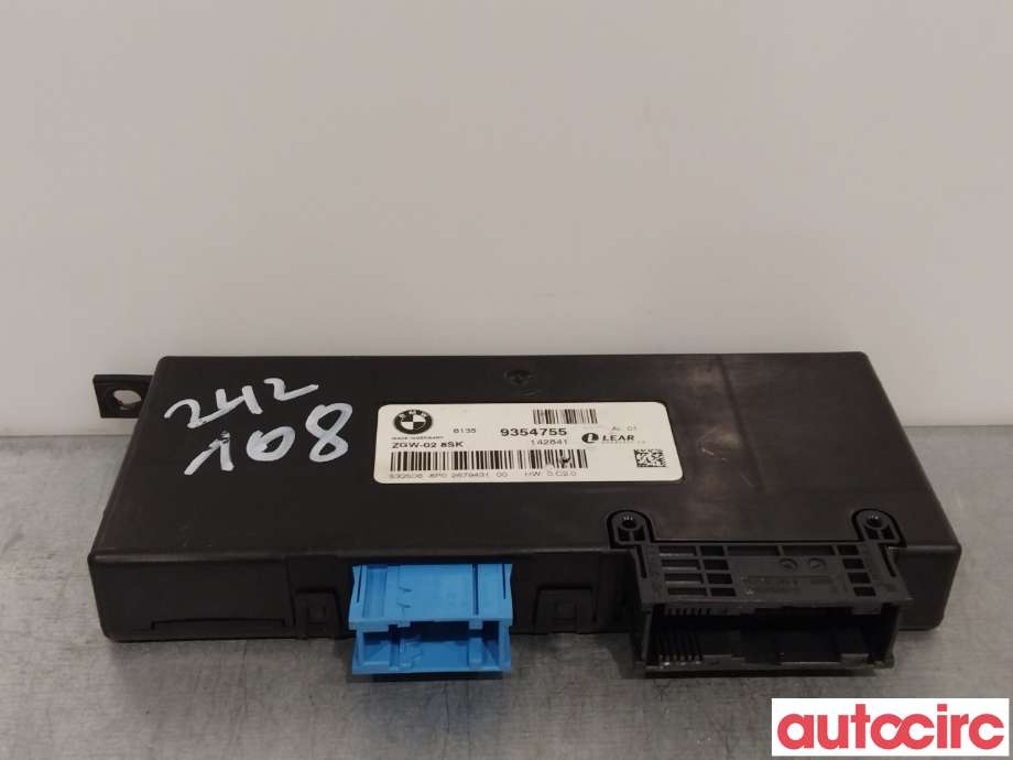 Diverse deler til BMW 5-Serie 2010-2017 (F10/F11) (F10/F11) (BMW|61359393659|61359354755)
