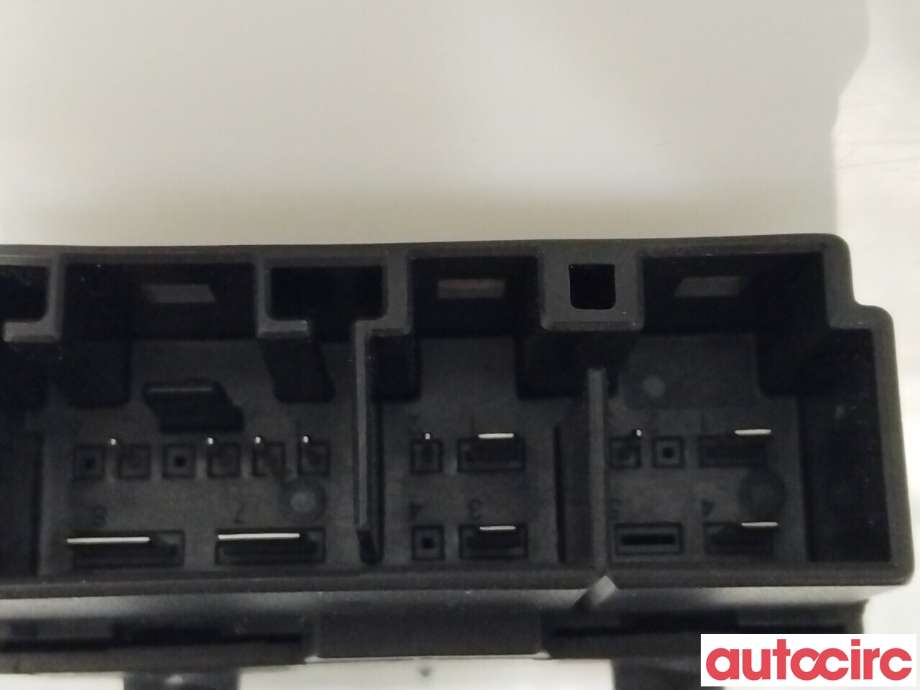 Styreenhet sete til BMW 5-Serie 2010-2017 (F10/F11) (F10/F11) (BMW|61357490465|921646802)