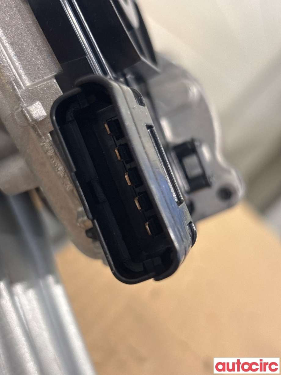 Viskermotor frontrute til Hyundai Ioniq 5 2021-->>  (HYUNDAI|98110C5500|0198230079|98100-GI000)
