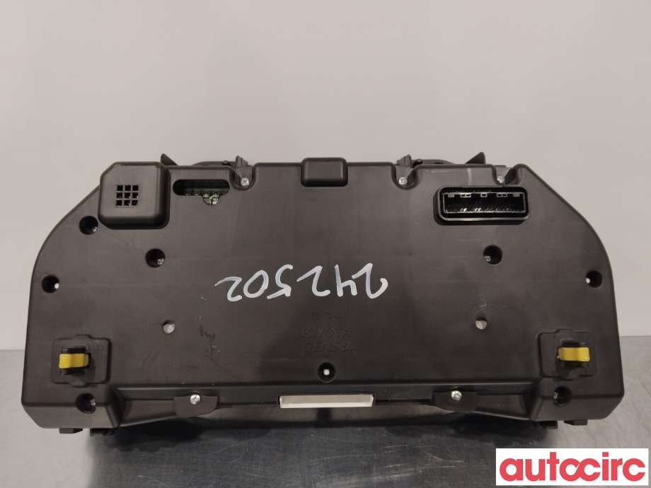 Instrumentpanel til Toyota Avensis 2009-2015 (Type III, Fase 1)  (TOYOTA|8380005K71)