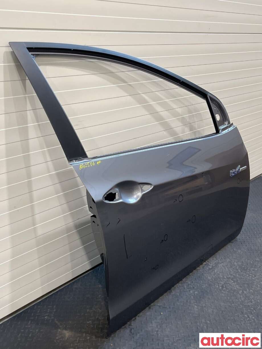 Dør høyre foran til Hyundai i30 2012-2017 (Type II)  (HYUNDAI|76004A6000)