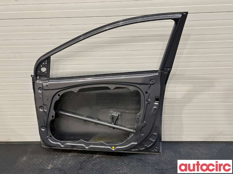 Dør høyre foran til Hyundai i30 2012-2017 (Type II)  (HYUNDAI|76004A6000)