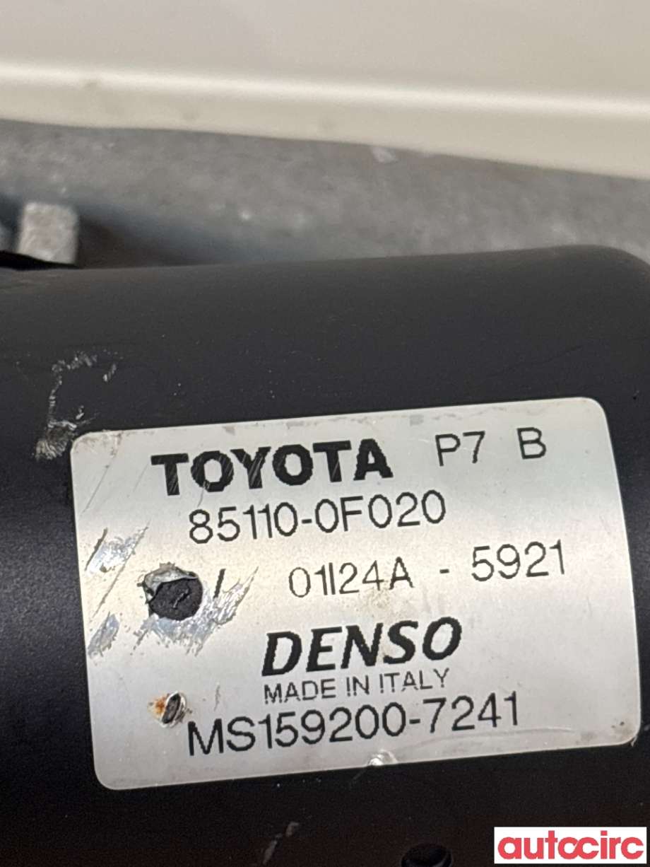 Viskermotor frontrute til Toyota Verso 2004-2009 (Type II)  (TOYOTA|851100F050|85110-0F020)