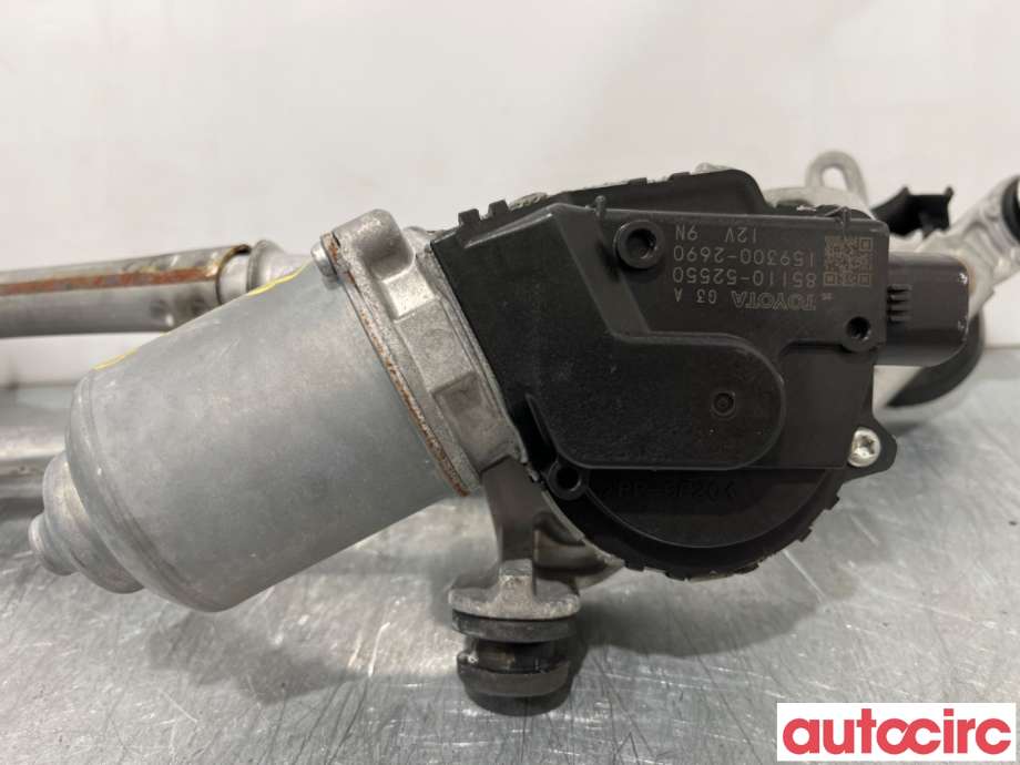Viskermotor frontrute til Toyota Urban Cruiser 2009-2014  (TOYOTA|8511052550|159300-2690|85110-52550)