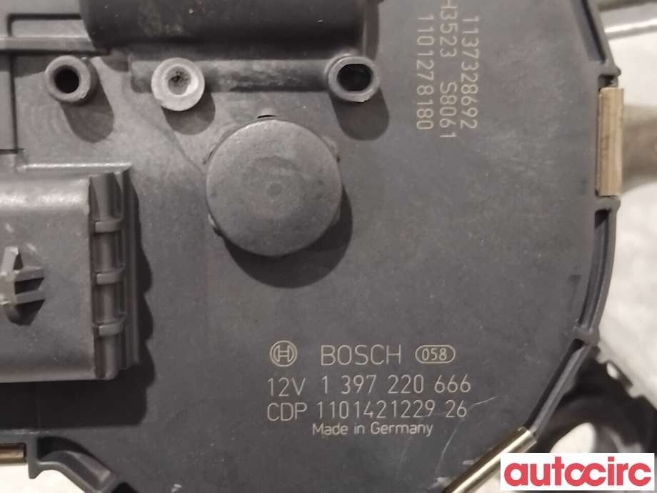 Viskermotor frontrute til Mercedes C-Klasse 2011-2014 (Fase 2) (W204) (W204) (MERCEDES|A2048201040|1397220666)