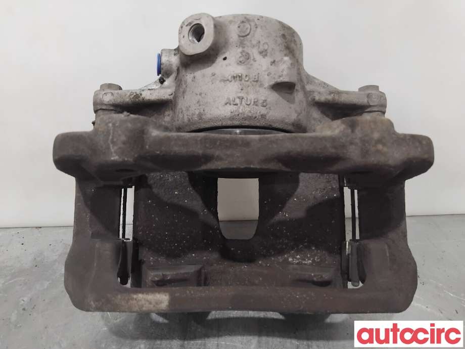Bremsecaliper høyre foran til Mercedes C-Klasse 2011-2014 (Fase 2) (W204) (W204) (MERCEDES|A2044212481|)
