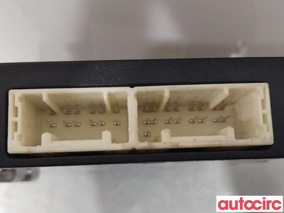 Styreenhet diverse til Toyota Yaris 2012-2014 (Type III, Fase 1)  (TOYOTA|896900D050)
