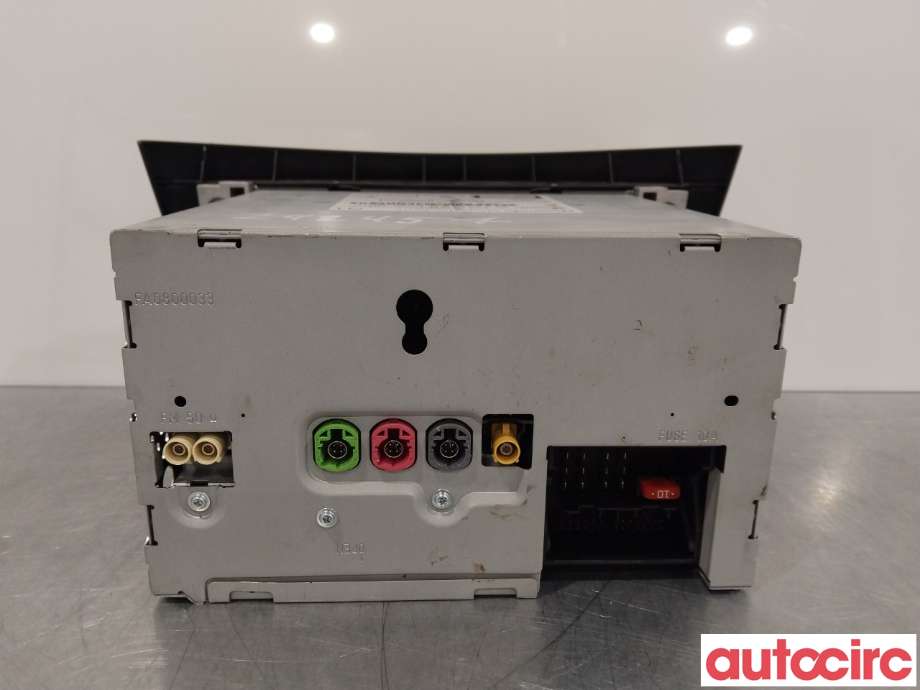 Bilstereo til Mercedes C-Klasse 2011-2014 (Fase 2) (W204) (W204) (MERCEDES|A2049009214|A2049009410)