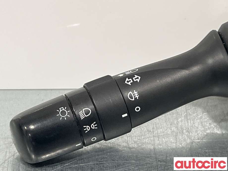 Bryter blink til Toyota Yaris 2012-2014 (Type III, Fase 1)  (TOYOTA|8414002321)