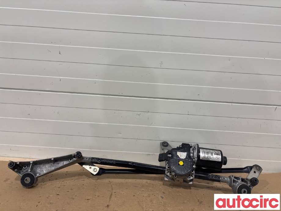 Viskermotor frontrute til Mercedes GLA, 2014-2020 (X156) (X156) (MERCEDES|A1768200040)