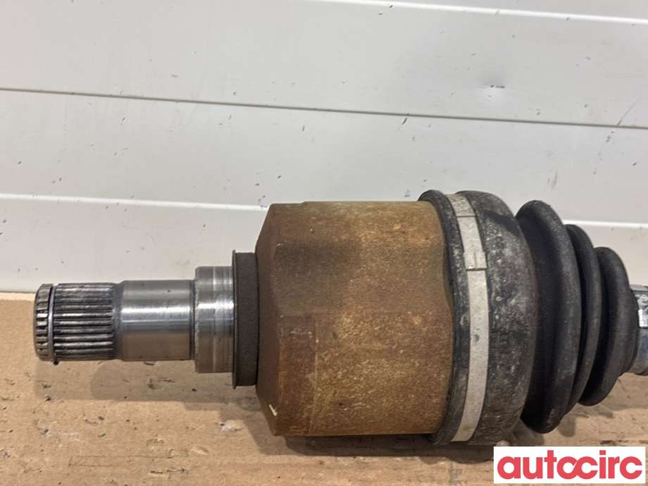 Drivaksel venstre foran til Mitsubishi Outlander 2012-2015 (Type III, Fase 1)  (MITSUBISHI|3815A509|)