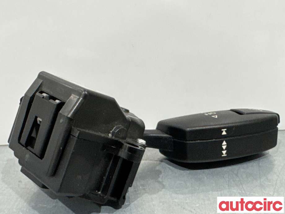 Bryter cruise control til BMW 5-Serie 2003-2010 (E60/E61) (E60/E61) (BMW|61316951352|01306150|6951352)