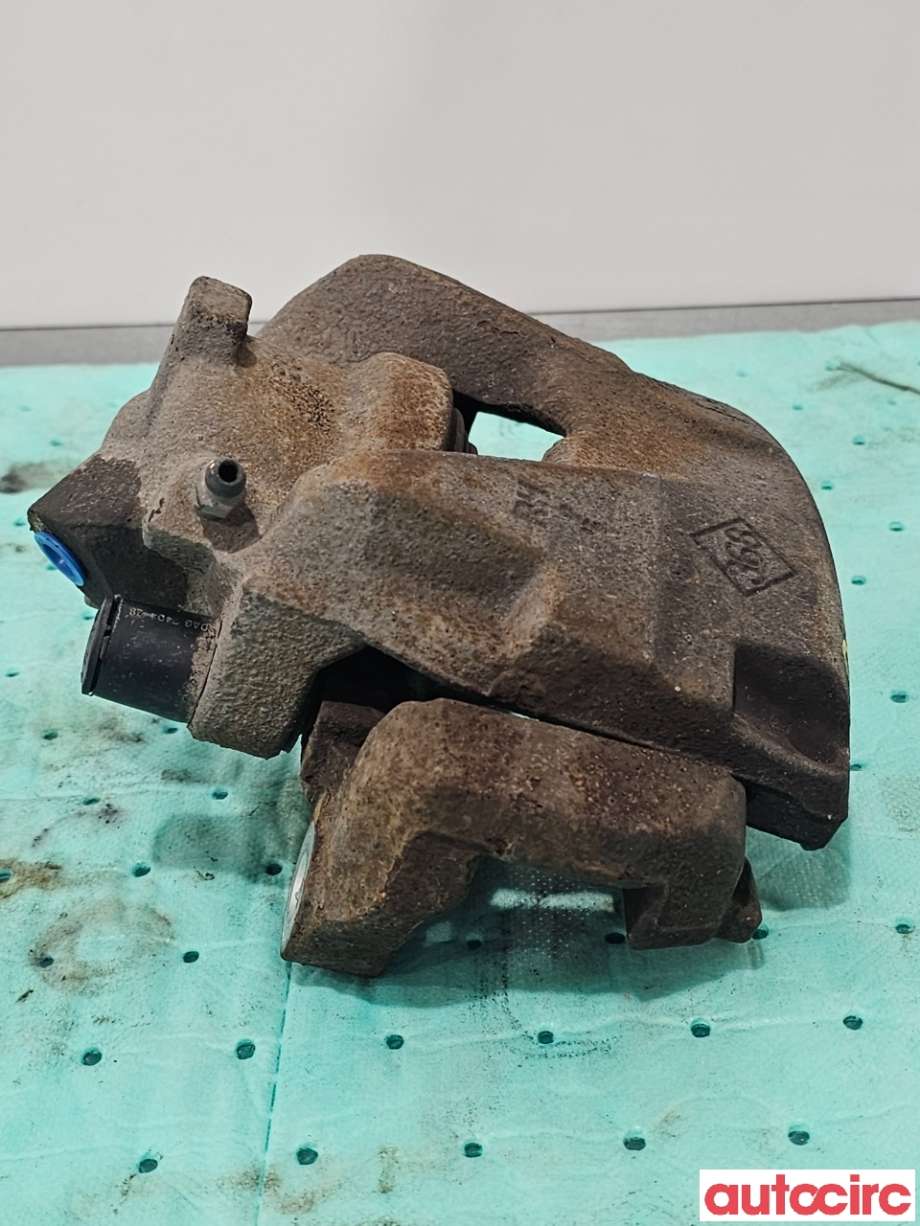 Bremsecaliper høyre foran til Renault Zoe 2013-2019 (Fase 1)  (RENAULT|410016073R|)