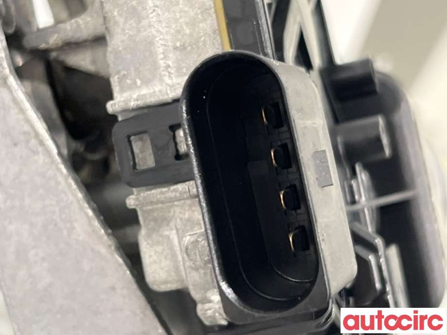 Viskermotor frontrute til Ford Kuga 2008-2012 (Type I)  (FORD|1709010|0390243067|8V41-17504-AD)