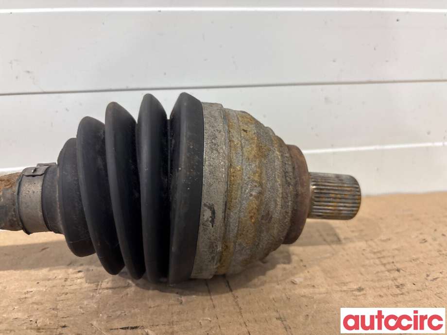 Drivaksel venstre foran til VW Caddy 2010-2015 (Type III, Fase 2)  (VOLKSWAGEN|3AA407451X||3AA407271)