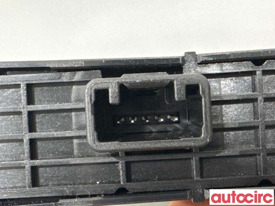 Bryter diverse til Mazda CX-30 2020-->>  (MAZDA|DFR7-66-180||DFR766180)