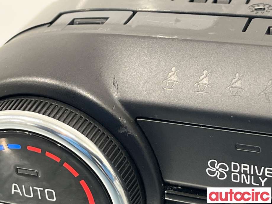 Varmeapparat betjening til Kia e-Soul 2019-->> (Type III)  (KIA|97250J2110WK|97250-J2110)