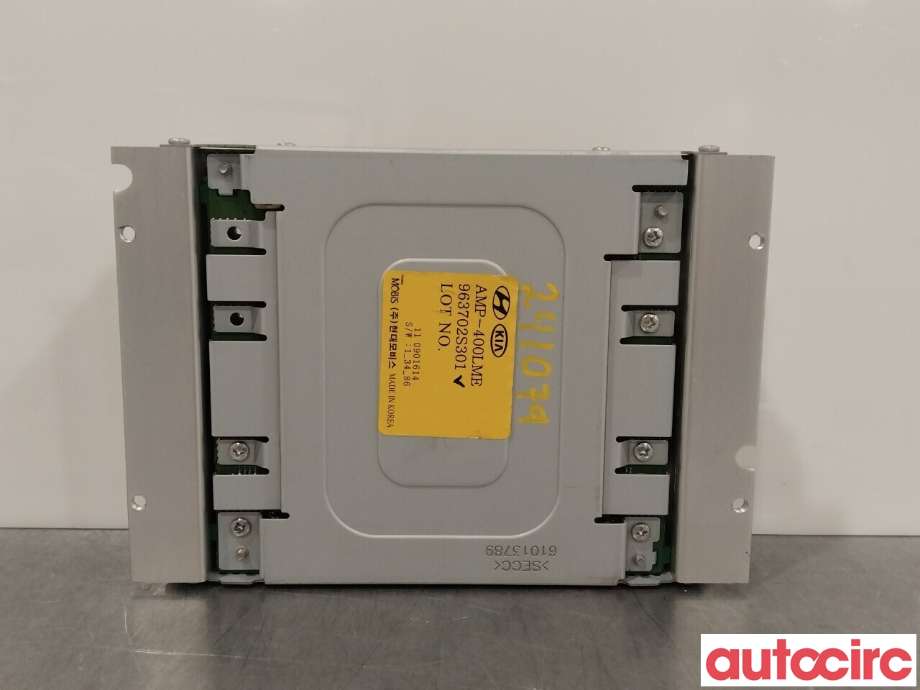 Bilstereo forsterker til Hyundai Ix35 2010-2015  (HYUNDAI|963702S300|963702S301)