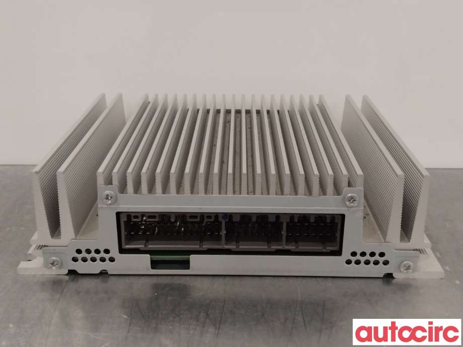Bilstereo forsterker til Hyundai Ix35 2010-2015  (HYUNDAI|963702S300|963702S301)