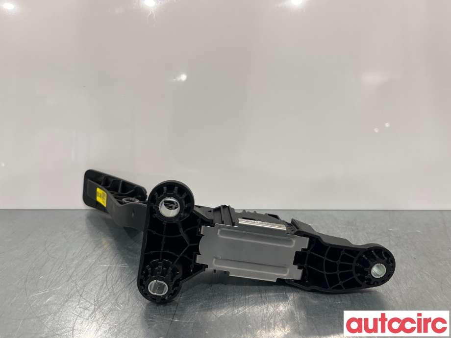 Pedal gass til Kia e-Soul 2019-->> (Type III)  (KIA|32700H8100)