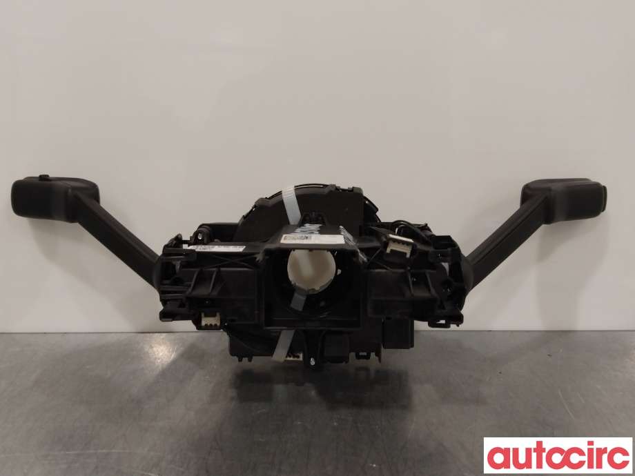 Bryter combi til VW Passat 2015-2019 (Fase 1) (B8) (B8) (VOLKSWAGEN|5Q1953521AC)