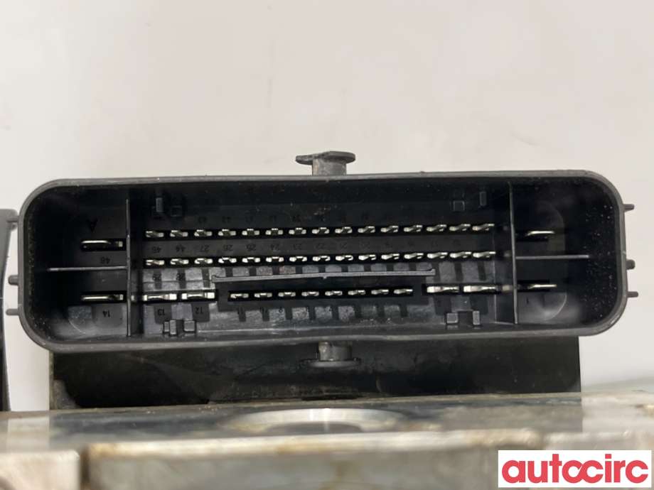 ABS sentral til VW Passat 2015-2019 (Fase 1) (B8) (B8) (VOLKSWAGEN|3Q0614517Q|100916-03173|3Q0614517AF)
