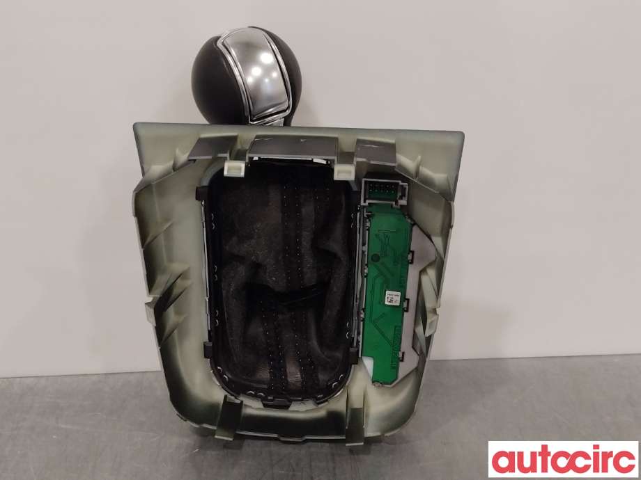 Diverse deler til VW Scirocco 2008-2013  (VOLKSWAGEN|1K0064285G|)