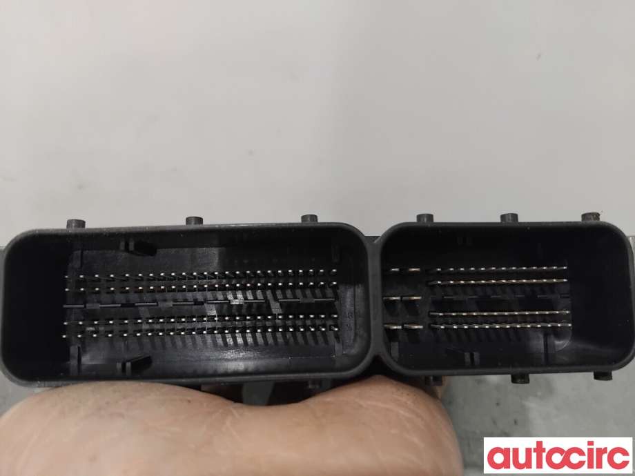 Styreenhet motor til Mercedes C-Klasse 2011-2014 (Fase 2) (W204) (W204) (MERCEDES|A6519007401|28381036)