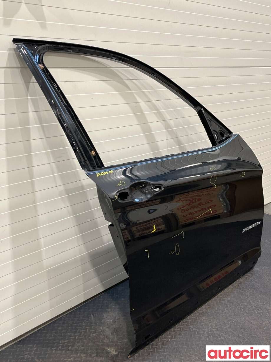 Dør høyre foran til BMW X3 2010-2017 (F25) (F25) (BMW|41517355804)