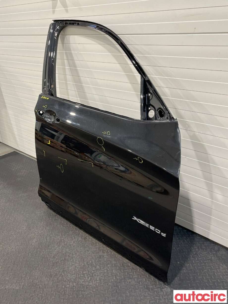 Dør høyre foran til BMW X3 2010-2017 (F25) (F25) (BMW|41517355804)