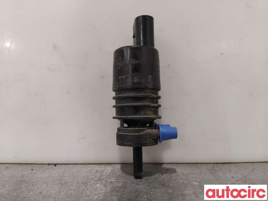 Spylerpumpe foran til VW Caddy 2010-2015 (Type III, Fase 2)  (VOLKSWAGEN|1K6955651|)