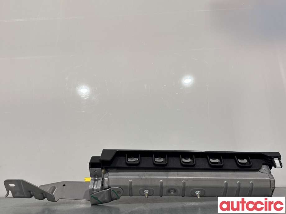 Airbag kne til Mazda CX-30 2020-->>  (MAZDA|DFR5-57-KS0D02|)