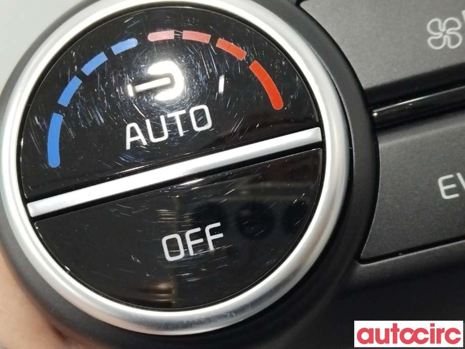 Varmeapparat betjening til Kia e-Soul 2019-->> (Type III)  (KIA|97250J2110WK|97250-J2110)