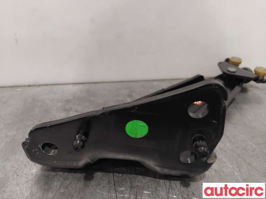 Diverse deler til Peugeot Partner 2019-->> (Type III)  (PEUGEOT|9816964880|)