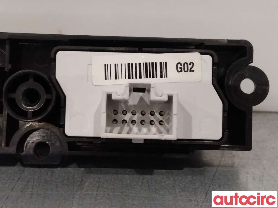Bryter setevarme til Kia Sorento 2011-2015 Type II (KIA|933402P005|937322P025|937432P005)