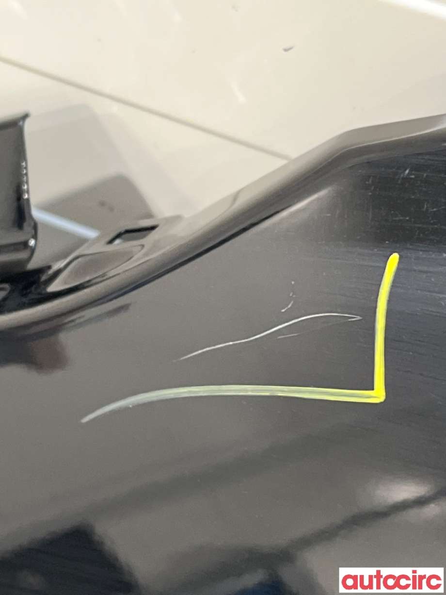 Skjerm venstre foran til Peugeot 3008 2016-->> (Type II)  (PEUGEOT|9812305780)