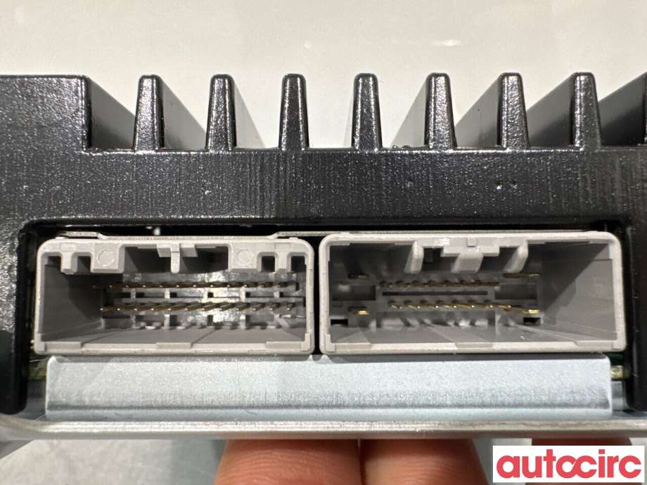 Bilstereo forsterker til Honda CR-V 2012-2018 (Type IV) (HONDA|39186-T1G-G61||39186-T1G-G612-M1)