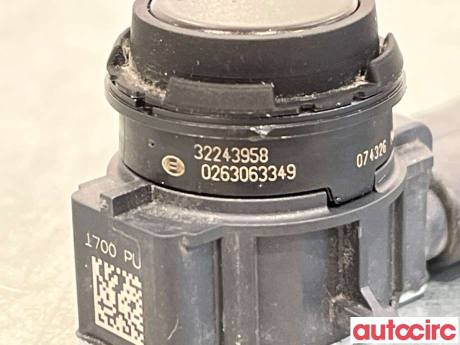 Parkeringssensor foran til Volvo XC90 2015-2025 (Type II)  (VOLVO|32209488|32243958)