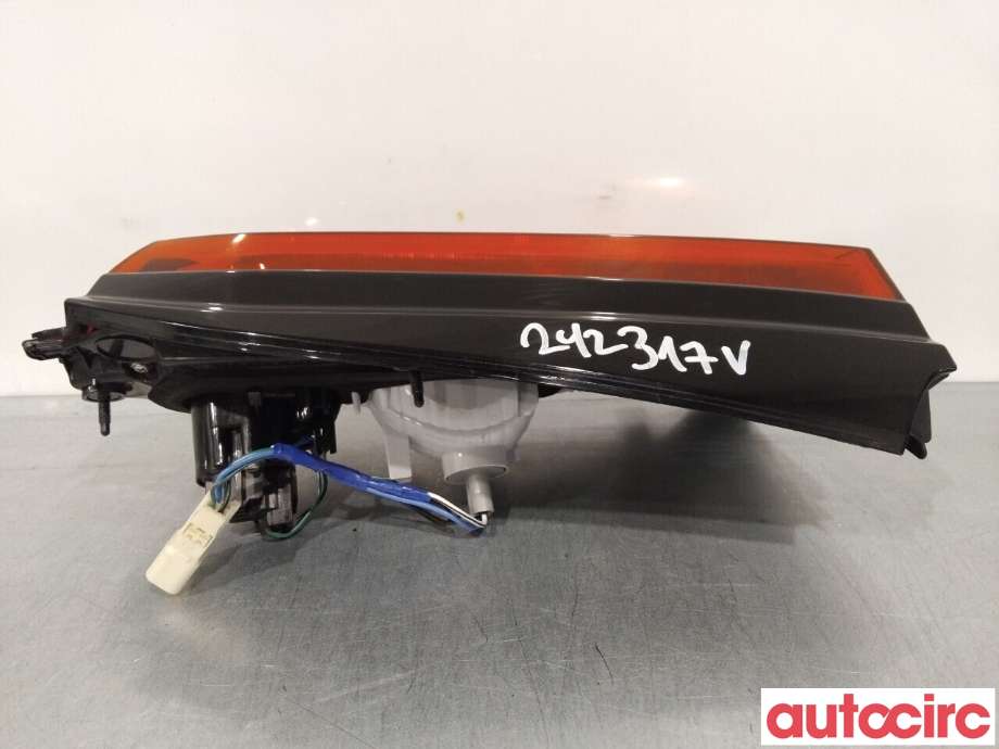 Baklykt venstre indre til Toyota RAV4 2019-->> (Type V)  (TOYOTA|8159142062)