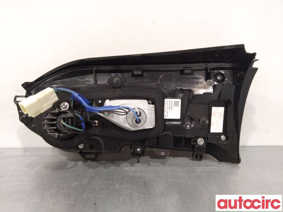 Baklykt venstre indre til Toyota RAV4 2019-->> (Type V)  (TOYOTA|8159142062)