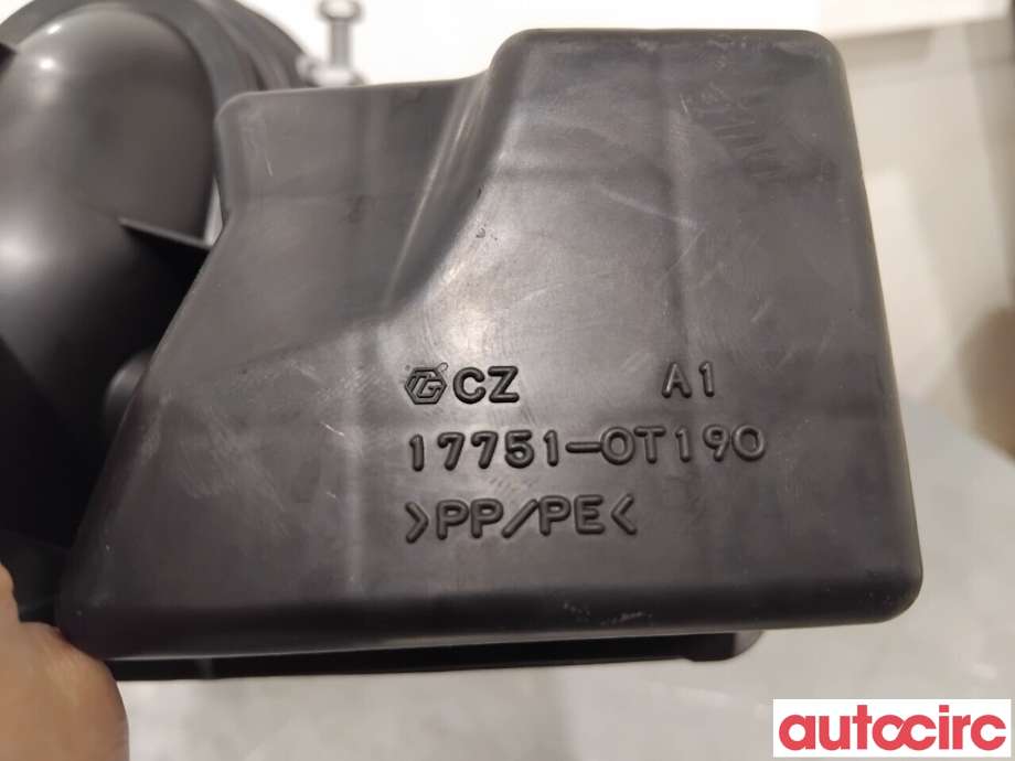 Luftslange innsug til Toyota Corolla 2019-->>  (TOYOTA|177510T190||17751-0T190)