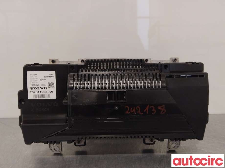 Instrumentpanel til Volvo XC90 2015-2025 (Type II) (VOLVO|36051310|32311252)