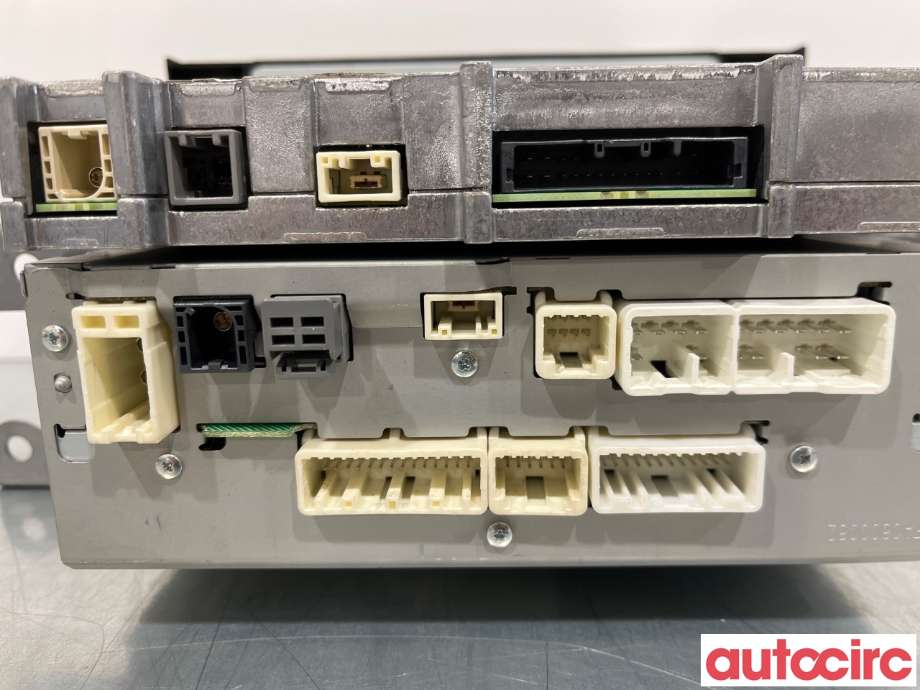 Bilstereo til Toyota Auris 2015-2019 (Type II, Fase 2)  (TOYOTA|8614002400|86140-02400)