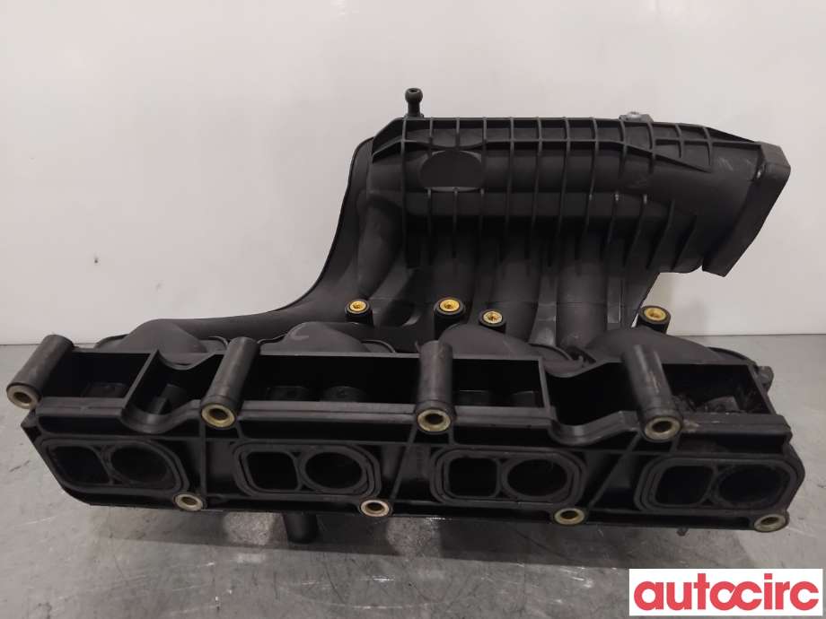 Manifold innsug til Mercedes C-Klasse 2004-2007 (Fase 2) (W203) (W203) (MERCEDES|A6110903637|)