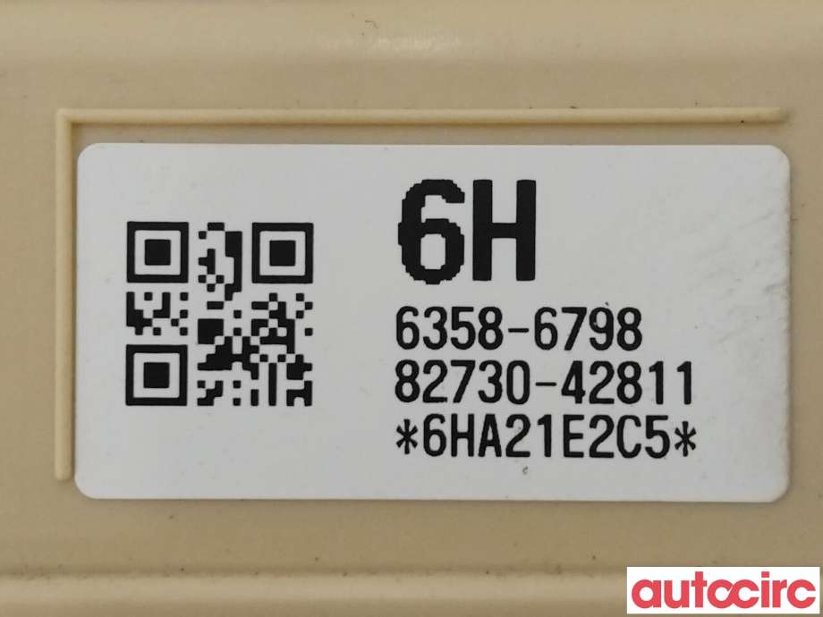 Sikringsboks til Toyota RAV4 2016-2019 (Type IV, Fase 2)  (TOYOTA|8273042811)