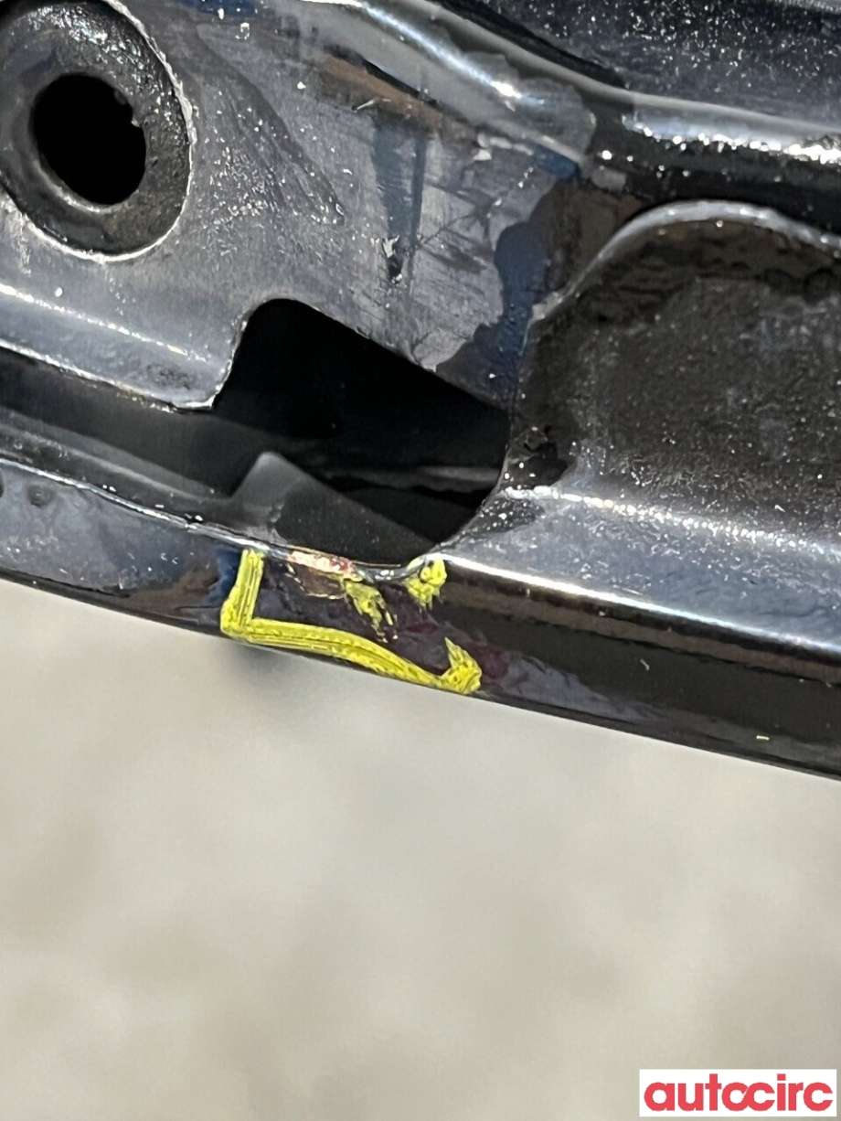 Dør venstre bak til VW Golf, Plus/Cross 2005-2009 (Fase 1)  (VOLKSWAGEN|5M0833105B)