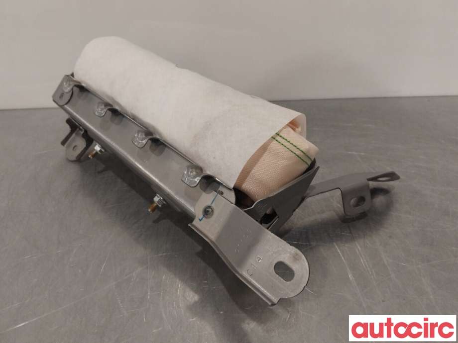 Airbag kne til Toyota RAV4 2016-2019 (Type IV, Fase 2)  (TOYOTA|7390042031C0|)