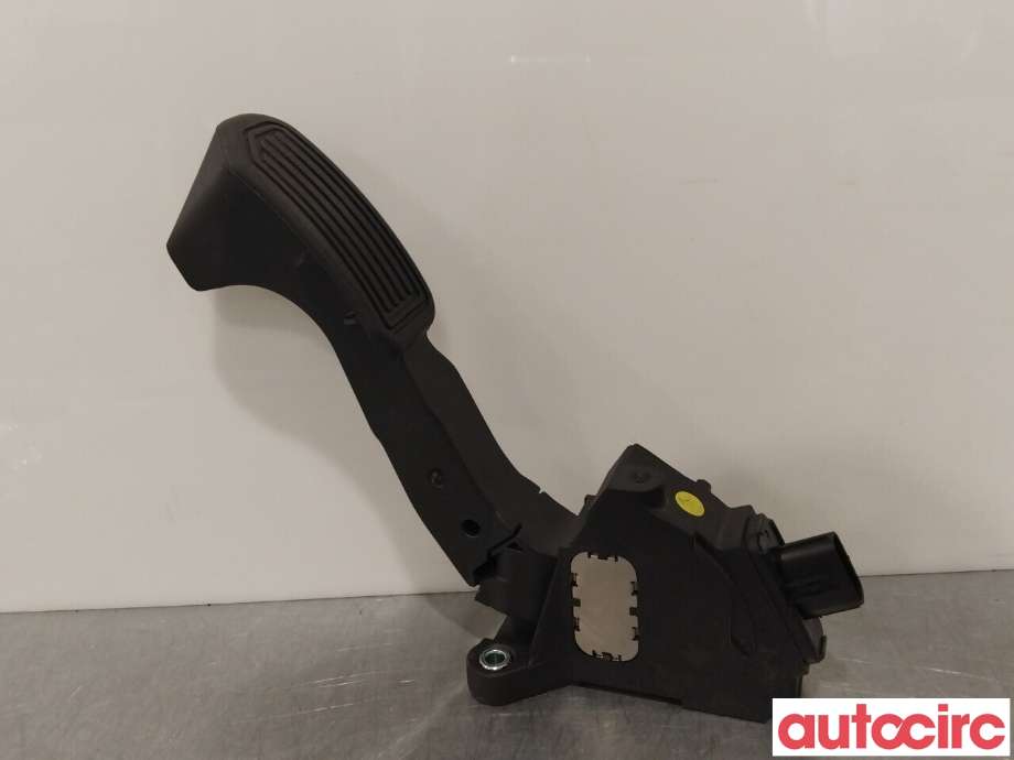Pedal gass til Toyota RAV4 2016-2019 (Type IV, Fase 2)  (TOYOTA|781100W040)